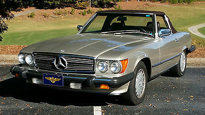 Mercedes-Benz : SL-Class Champaign(silver) with Brown interior