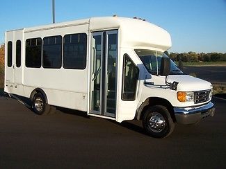 Ford : Other 14 Passsenger Wheelchair Bus 06 ford 14 passenger bus wc accessible 16 k mis overhead racks reading lights