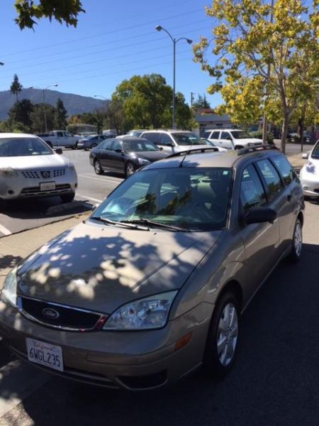 2005 Ford Focus SE ZXW station wagon