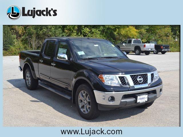 2014 NISSAN Frontier 4x4 SL 4dr Crew Cab 6.1 ft. SB Pickup 5A