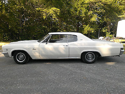 Chevrolet : Caprice Two door coupe 1966 chevy caprice great condition