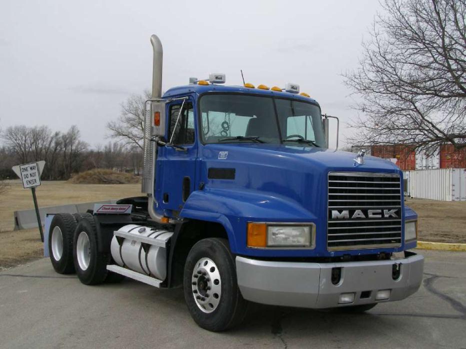 2001 Mack Ch613 291587 Miles !! (misc) 2-3k  Sold