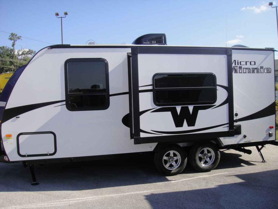 2016 Winnebago VISTA LX 35F