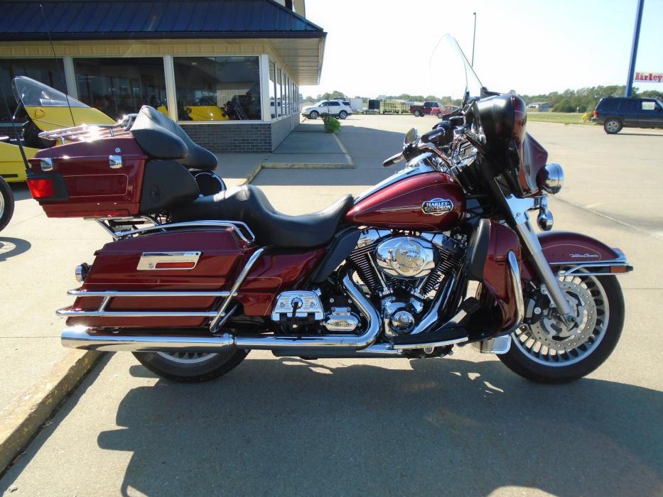 2013 Triumph Rocket III Touring Two-tone