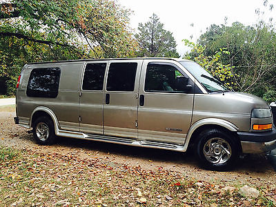 GMC : Savana Conversion Nice Good Looking 9 Passenger extended conversion van.manual wheelchair ramp.