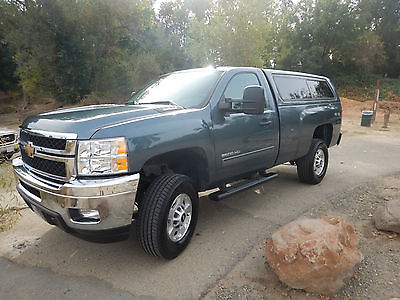 Chevrolet : Silverado 2500 LT 2013 chevrolet silverado 2500 hd 4 x 4 regular cab with shell