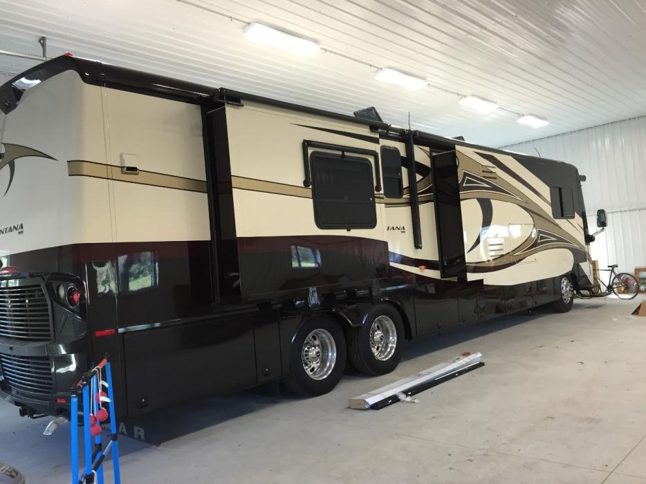 2011 Newmar Ventana 4333