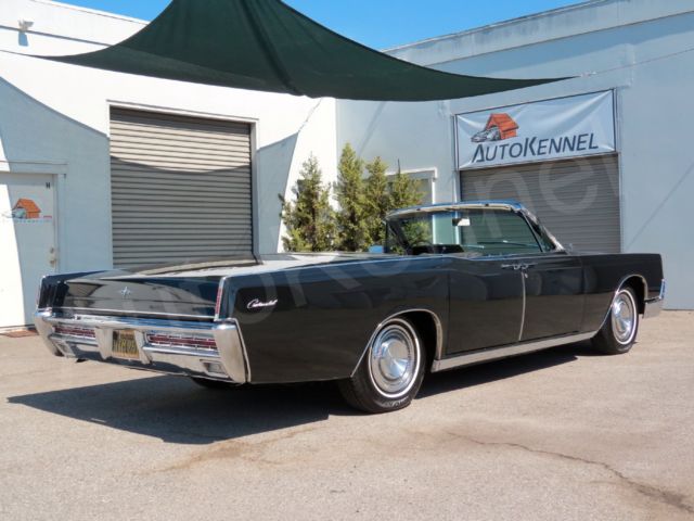 Lincoln : Continental Convertible Lincoln Continental Convertible Bare Metal Repaint Rebuilt Engine SEE VIDEO