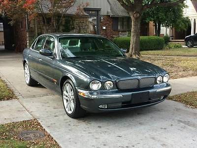 Jaguar : XJR 4-Door Supercharged  Gorgeous, 58k Miles. Dealer Serviced. Looks new. Pirelli Tires, Navigation.