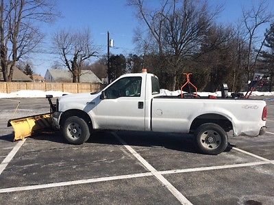 Ford : F-250 XL 2005 ford f 250 super duty xl standard cab pickup 2 door 5.4 l 4 x 4 4 wd meyer plow