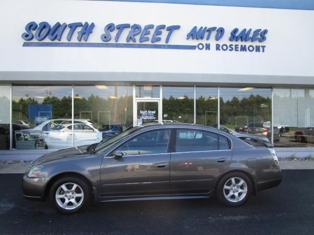 2005 NISSAN Altima 2.5 S 4dr Sedan