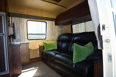 Airstream 2003 Safari - completely remodeled - excellent condition