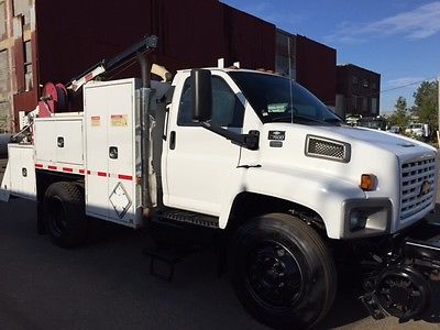 Chevrolet : Other WHITE 2004 chevy c 7500 service truck
