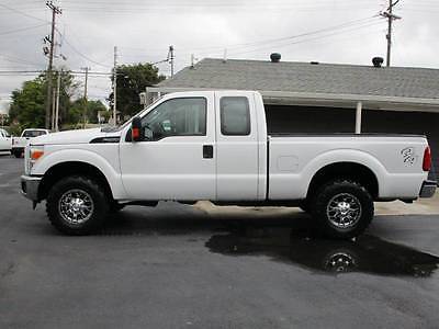 Ford : F-250 XL Pickup Truck 4-Door Automatic 6-Speed V8 6.2L 2011 ford f 250 super duty xl automatic 6 speed 4 x 4 v 8 6.2 l flex fuel vehicle