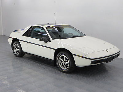Pontiac : Fiero 1985 pontiac fiero 2 m 6 se same owner for 30 years