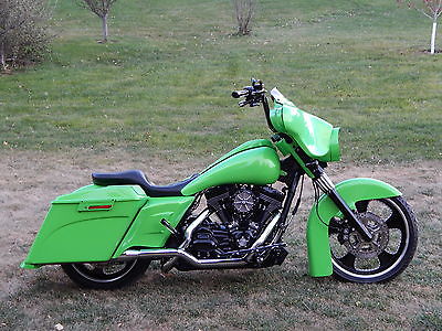 Harley-Davidson : Touring 2012 custom built street glide