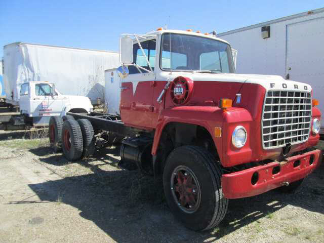 1980 Ford 800