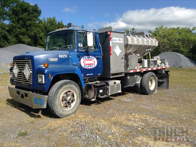 1989 Ford Ln8000