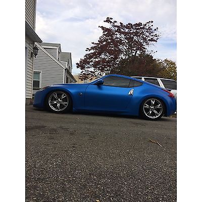 Nissan : 370Z Touring Coupe 2-Door 2010 nissan 370 z