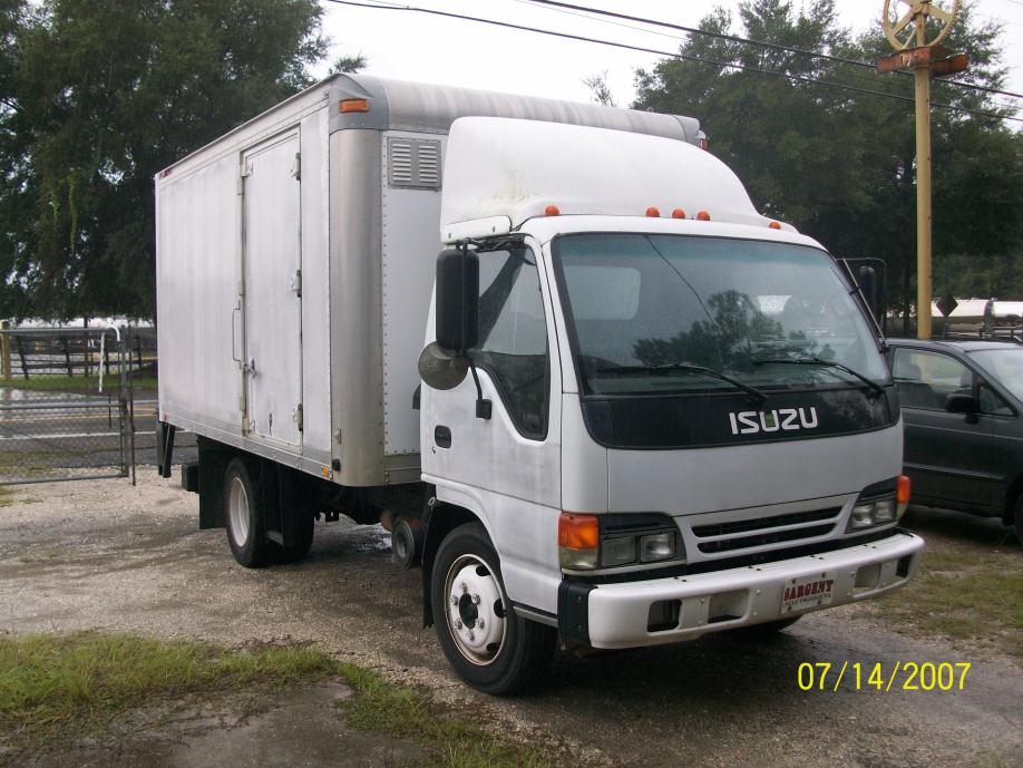 2004 Isuzu Nqr