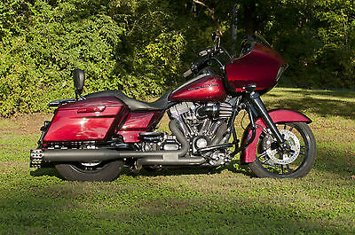 Harley-Davidson : Touring 2015 road glide special