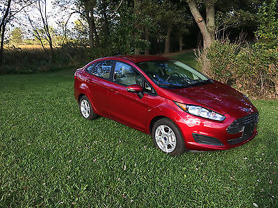 Ford : Fiesta SE 2014 ford fiesta se 1.6 l i 4 16 v automatic fwd sedan premium alloy wheels 2 k mile