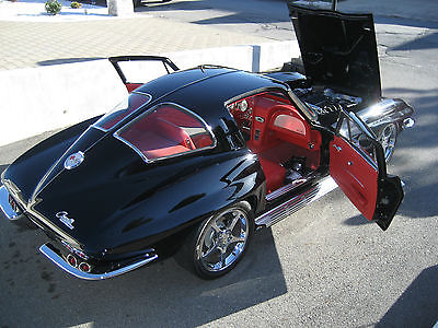 Chevrolet : Corvette SPLIT WINDOW 1963 corvette coupe split window pro touring mag multi show winner