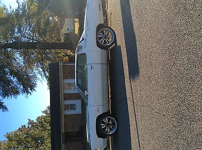 Chevrolet : Impala Sports coupe 2 door white sports coupe
