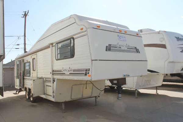 1990 Carriage Carri-Lite 3152