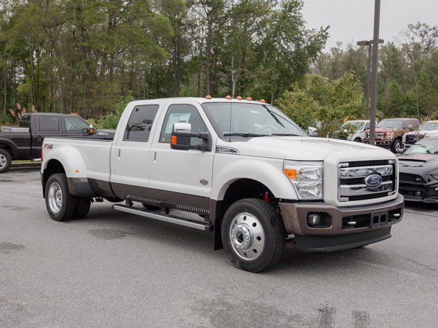 Ford : F-450 KING RANCH Diesel New 6.7L 4X4 TIRES: 225/70RX19.5G BSW A/S  (STD) Turbocharged Tow Hitch