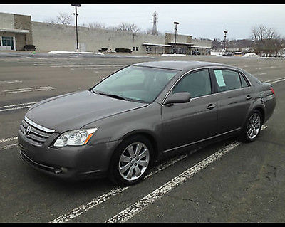 Toyota : Avalon XLS Sedan 4-Door 2005 toyota avalon xls sedan 4 door 3.5 l