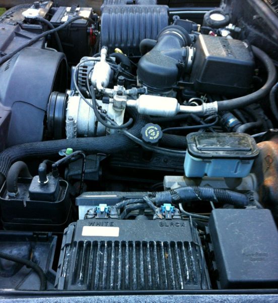 Chevy 5.7 vortec engine and automatic 4x4 transmission, 2