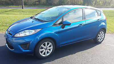 Ford : Fiesta SE 2011 ford fiesta reliable economy car in excellent condition 6 500 obo