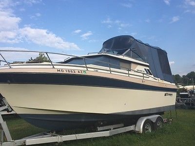 1985 Cruiser's Inc Holiday 25 Cabin Cruiser with Trailer No Reserve!!