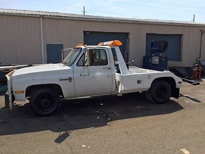 Chevrolet : Other Pickups Cheyenne Cab & Chassis 2-Door 1988 chevy r 30 tow truck for sale