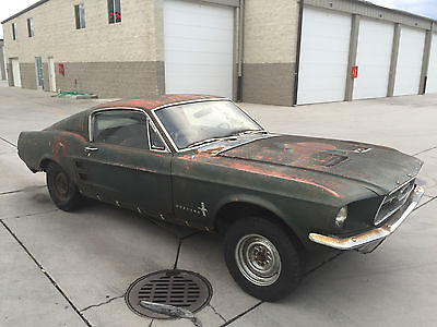 Ford : Mustang Deluxe 1967 mustang fastback numbers matching 390 big block with c 6 trans 9 inch