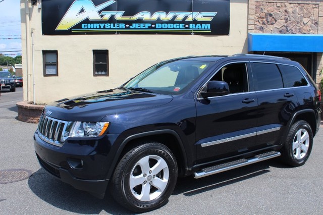 2011 Jeep Grand Cherokee Laredo West Islip, NY