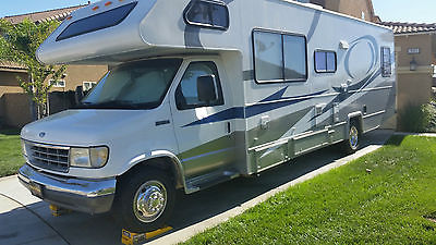 Class C Motorhome in EXCELLENT Condition