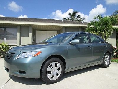 Toyota : Camry LE SEDAN LOW Mileage Camry LE! CD Traction Control PW PL Power Seat! New Tires & Clean!!!