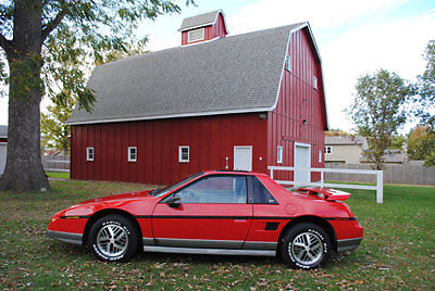 Pontiac : Fiero GT 1985 pontiac fiero gt nice wow show stopper look v 6 mint look