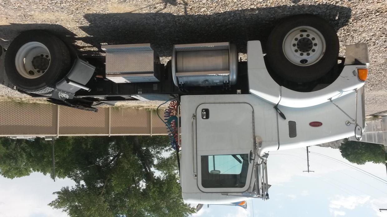 2007 Peterbilt 385