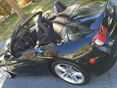 BMW : Z4 M  Roadster M Roadster FULLY LOADED - NAV - PREMIUM PKG - NEAR IMMACULATE CONDITION - RARE