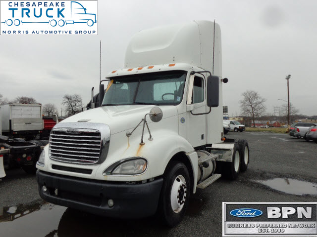 2008 Freightliner Columbia Daycab Tandem