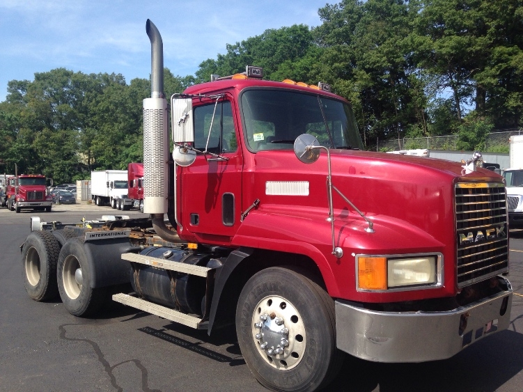 1997 Mack Ch613