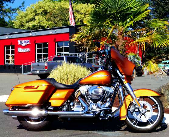 2014  Harley-Davidson  Street Glide Special