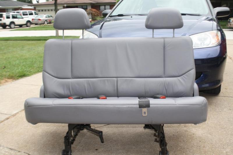Back Seat Bench 3rd Row Rear Caravan Chrysler Town & Country Mini Van, 0