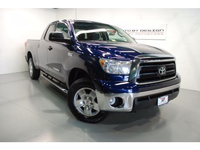 Toyota : Tundra Tundra 4X4 EXCELLENT TRUCK! 2010 Toyota Tundra Double Cab 5.7L i-Force 4X4 - Lots of extras