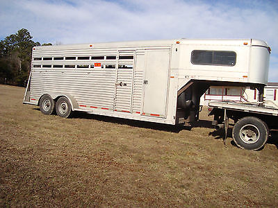 Stock Combo 20ft. /16ft. for horses, 4 ft. tack/dressing room aluminum trailer