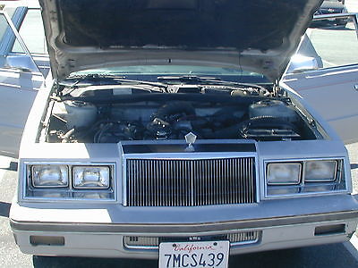Chrysler : LeBaron Base Sedan 4-Door 1984 chrysler lebaron base sedan 4 door 2.6 l