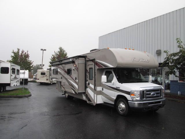 2005 Thor Motor Coach Four Winds Intl. 24T